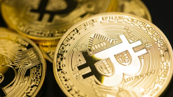 股票配资盘 美民调：超半数美国人不认可特朗普的表现